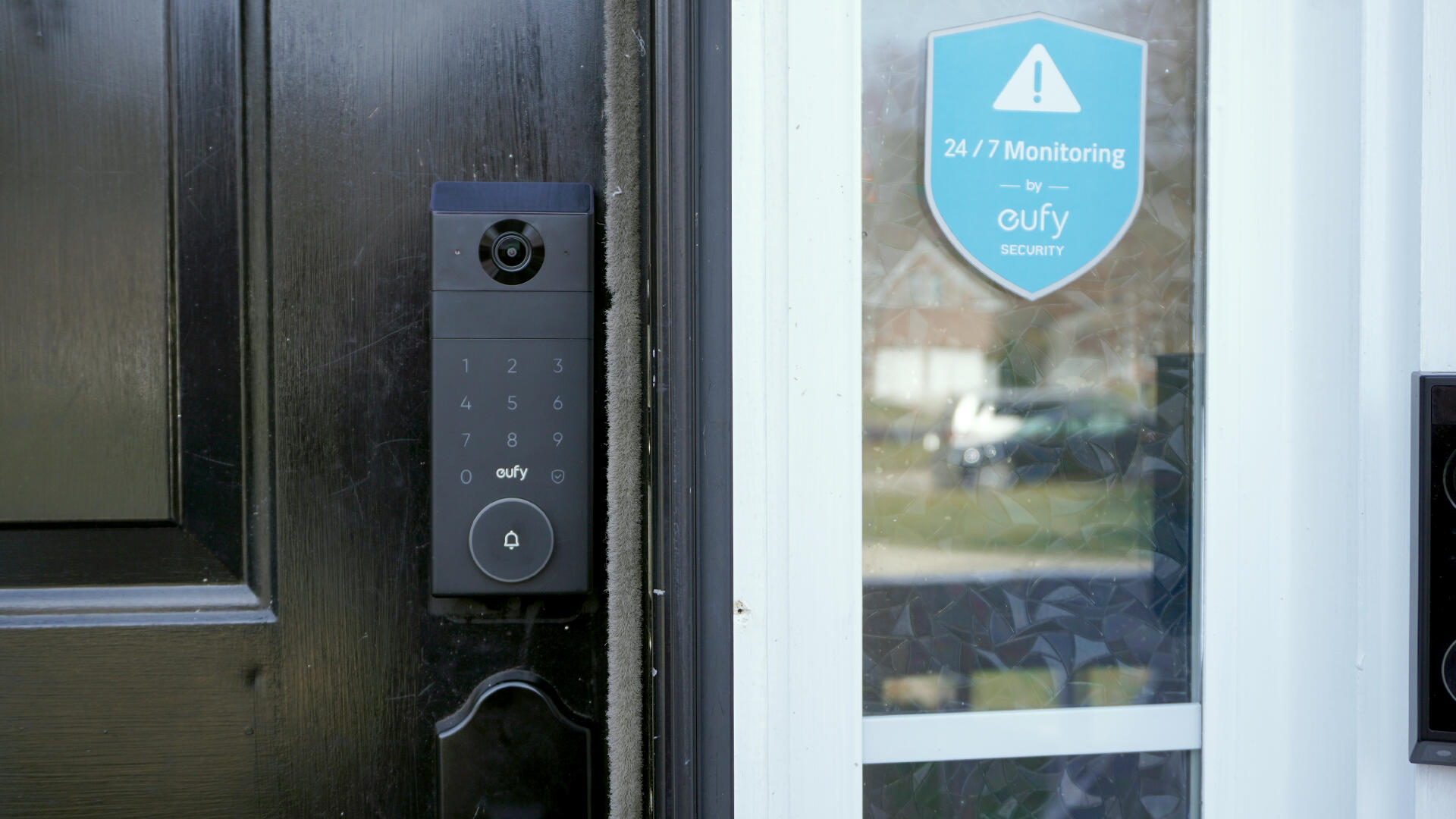 I tested a palm recognition lock that doubles as a video doorbell – and it’s stylish and smart