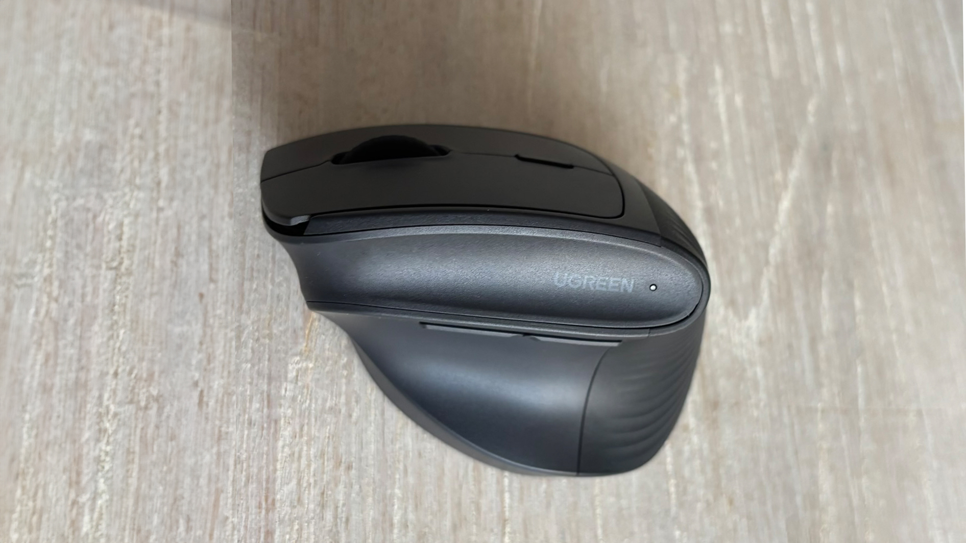 Ugreen M571 Vertical Ergonomic Mouse review: a budget-friendly vertical mouse that delivers comfort over long hours