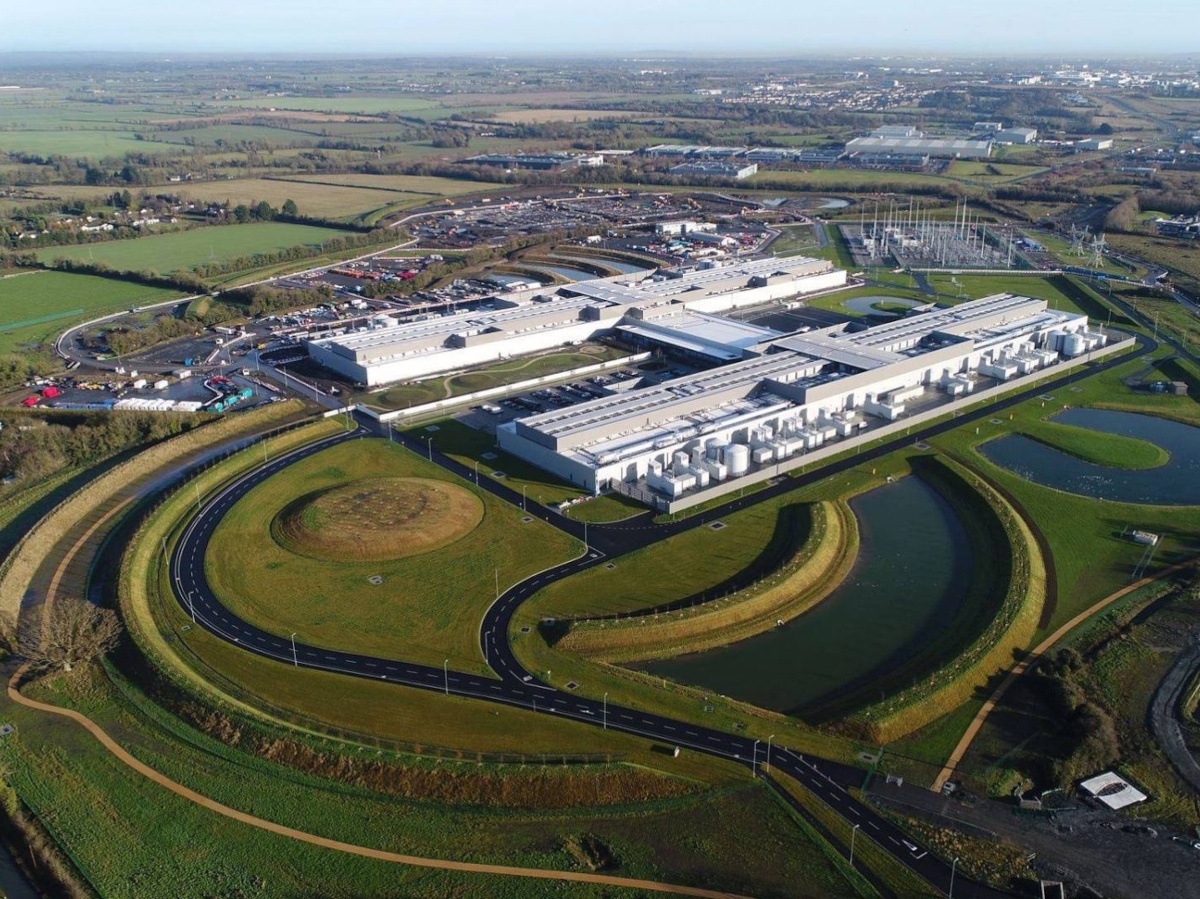 Meta bets on ‘superintelligence’ as revenues jump 22pc
