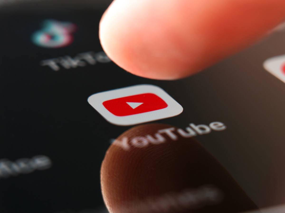 YouTube rolling out AI-powered age verification tech