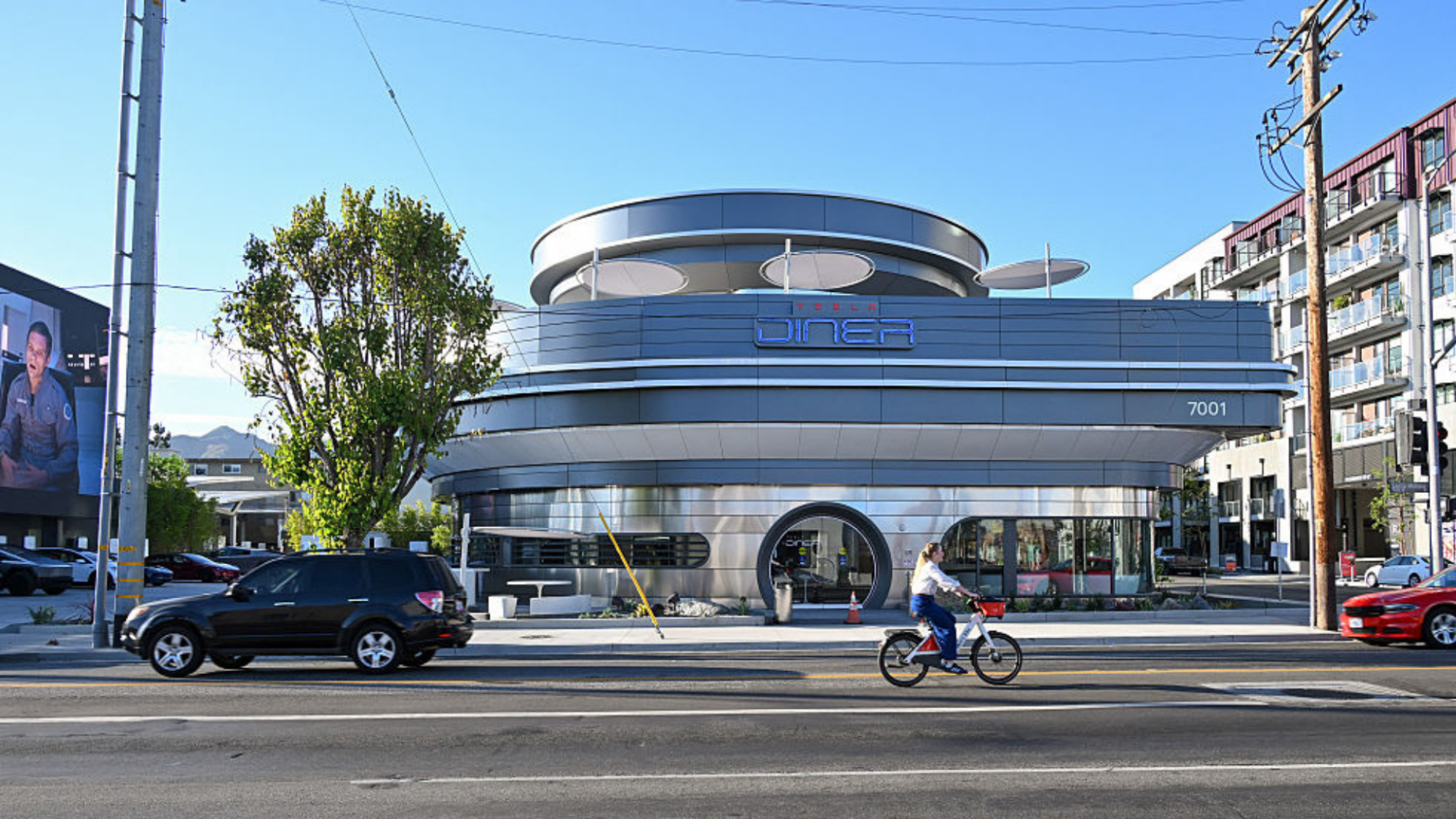 Tesla Diner & Drive-In opens in California