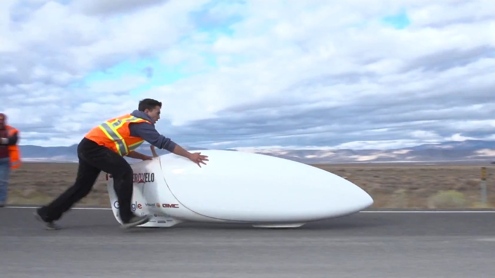 How This Record-Breaking Bike’s Design Helps It Go Faster Than Highway Speeds