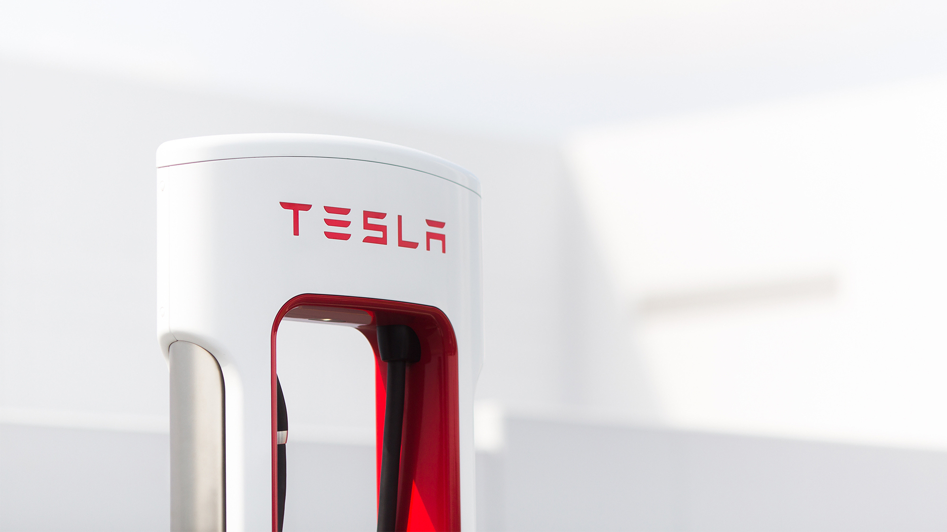 All Lucid Air EVs just gained access to the Tesla Supercharger network, but there’s a catch
