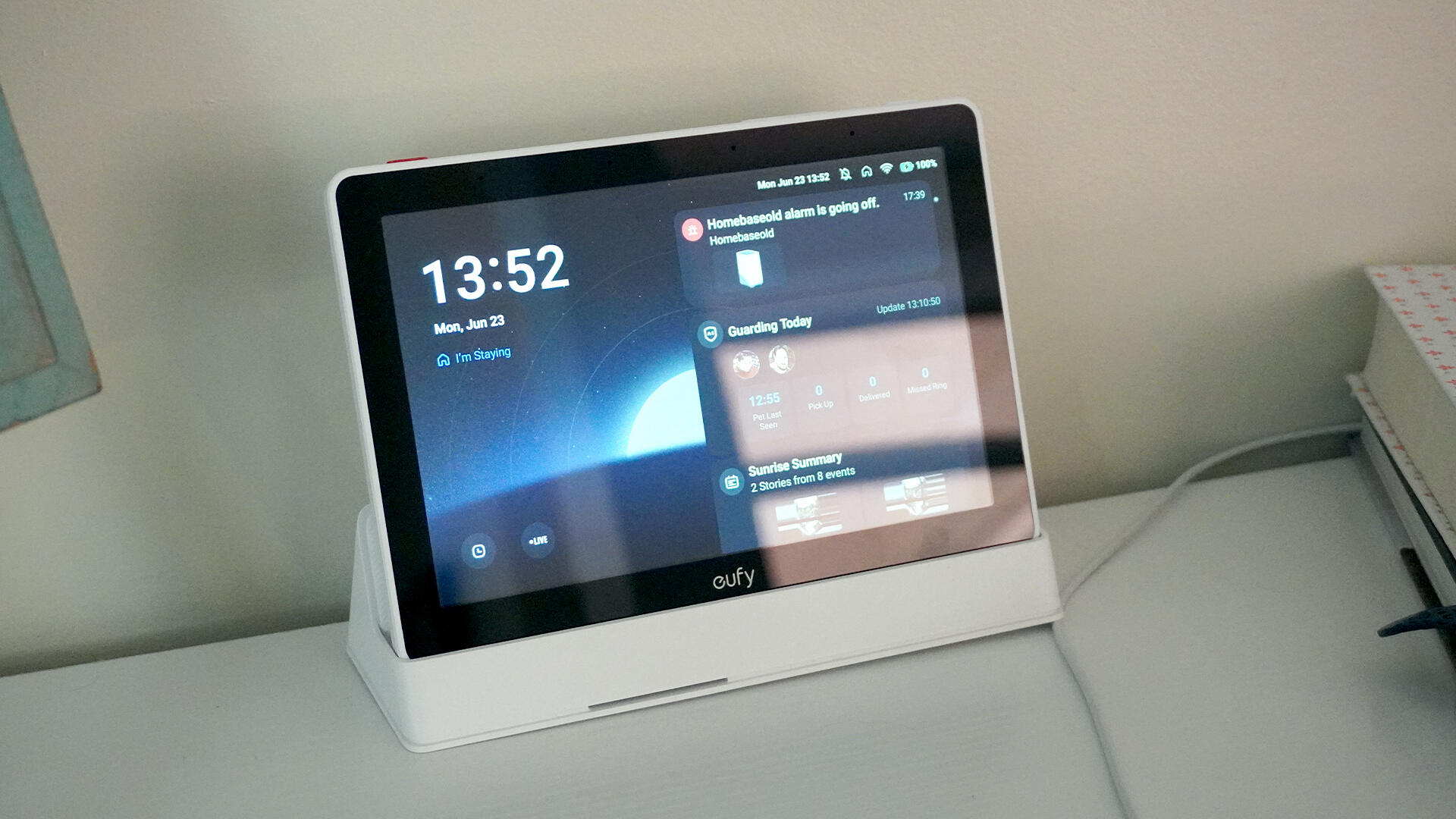 Do you really need smart home display hub? I tried one, and it made a big difference