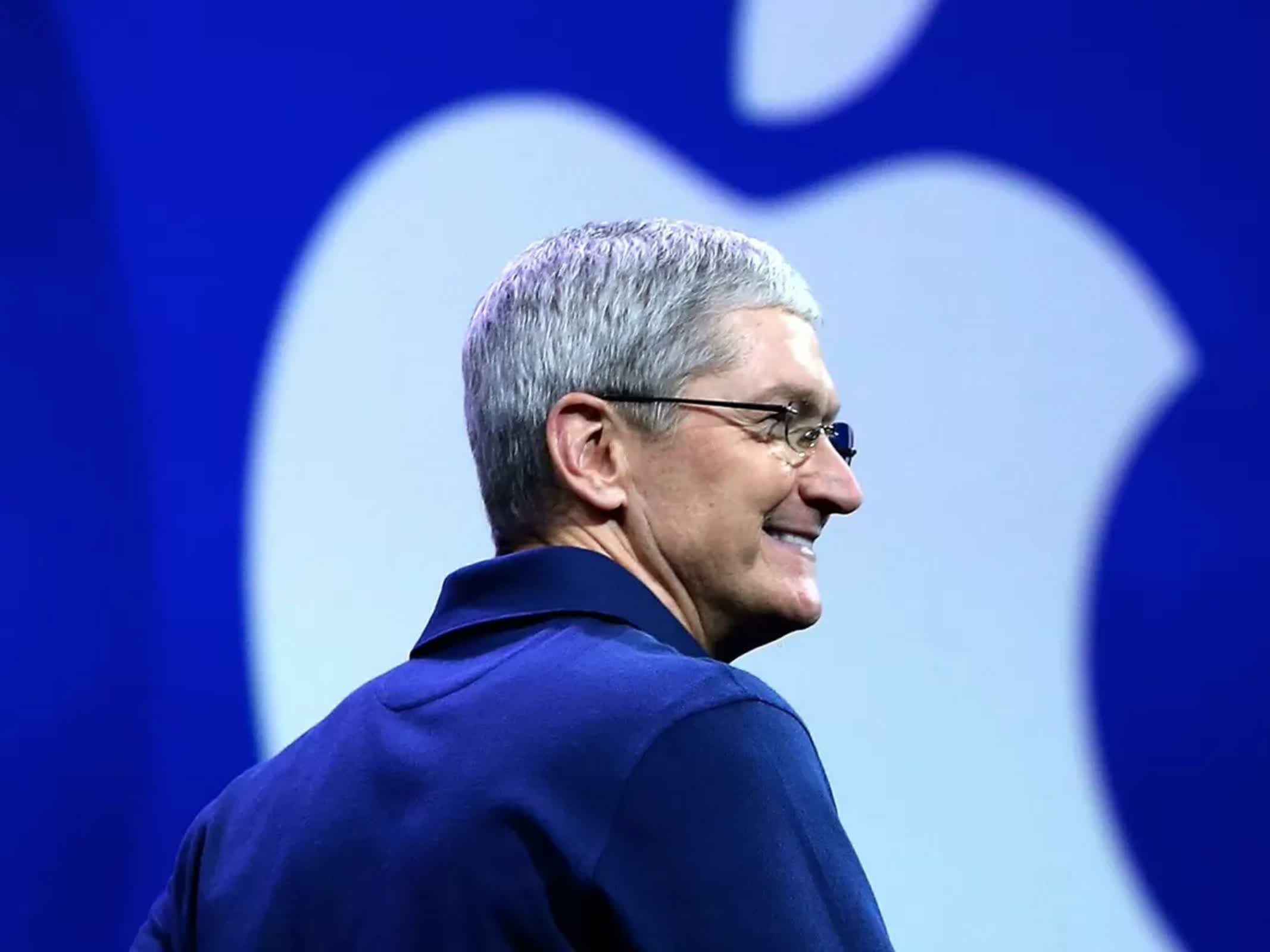 Apple ships 3 billionth iPhone as quarterly revenue jumps 10% – its biggest growth since 2021