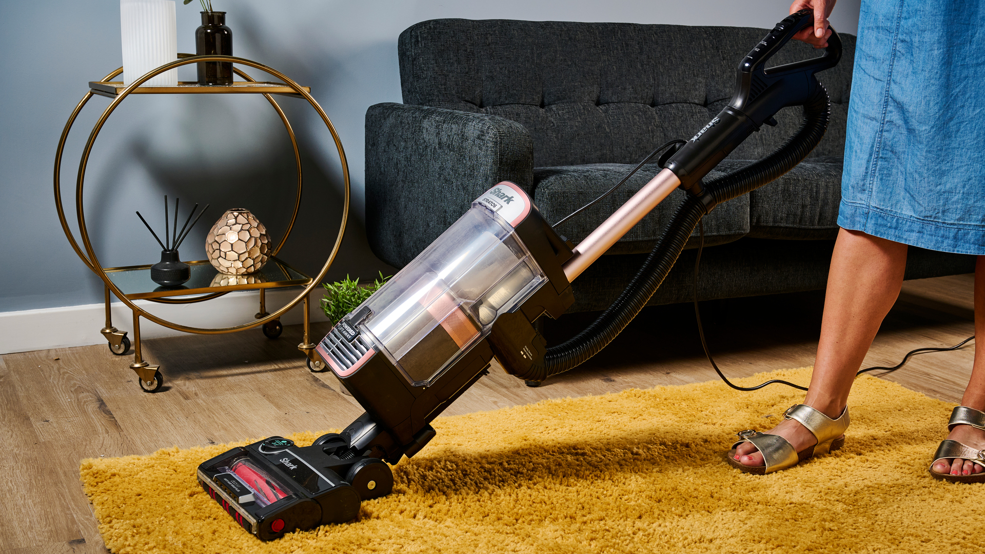 4 essential things to look for in a vacuum cleaner for carpet