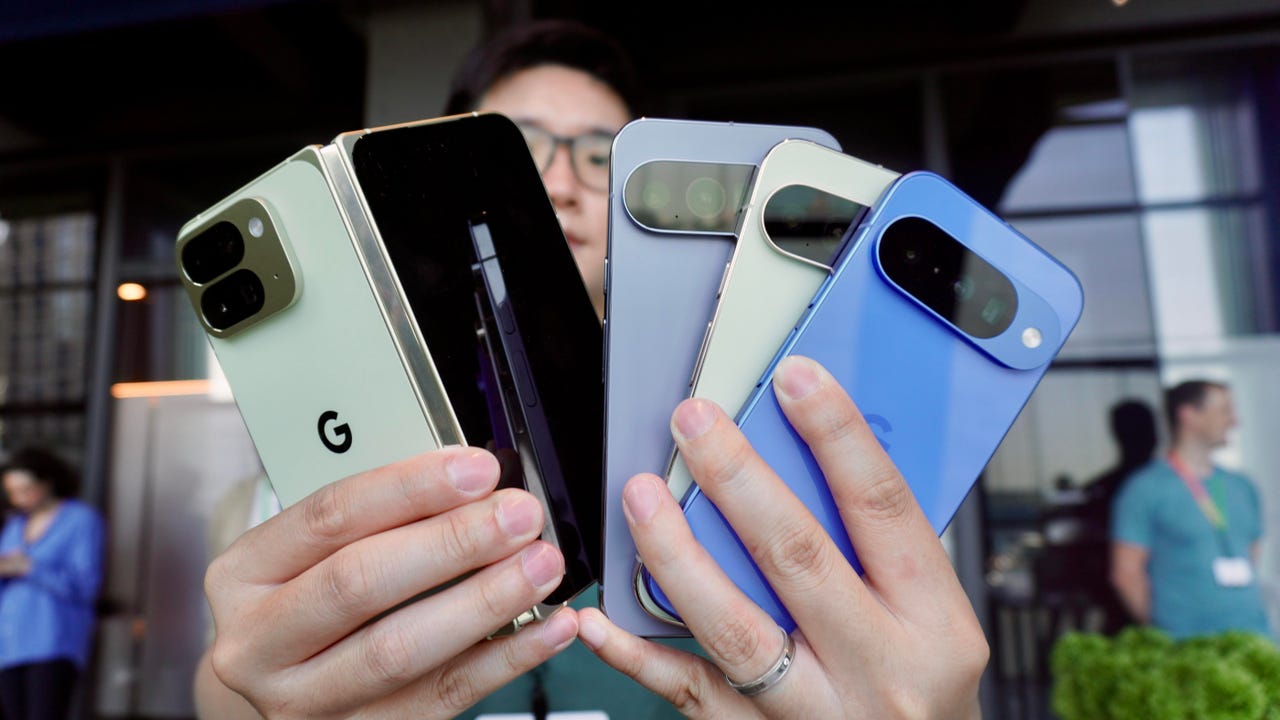 Google Pixel 10 series hands-on: I did not expect this model to be my favorite