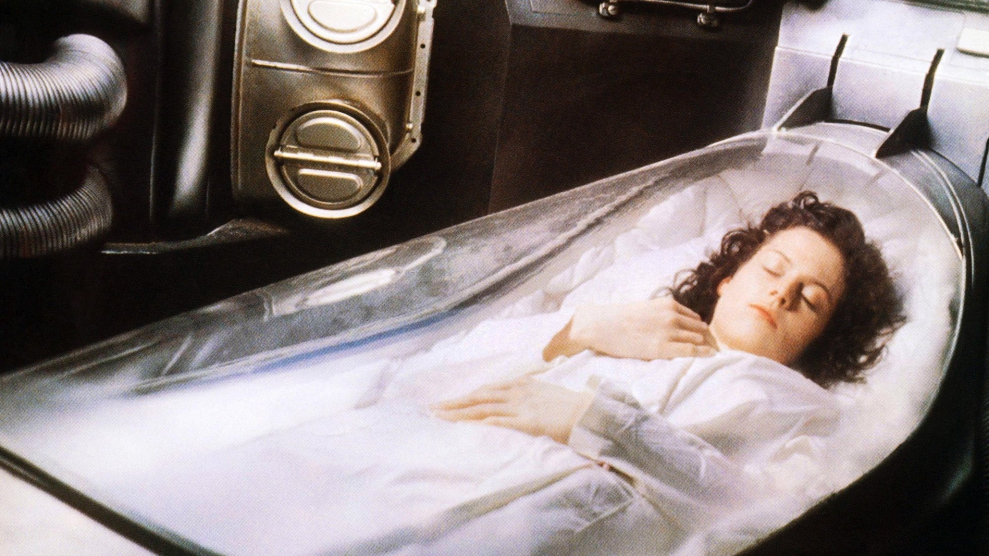 The ‘Alien’ series’ best tech: From powerloaders to medpods