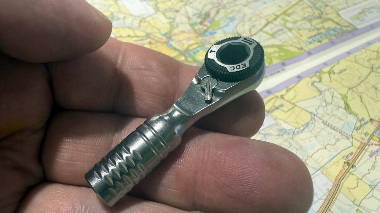 This tiny ratchet is stronger than it looks (and has a satisfying bonus feature)
