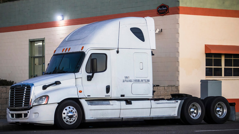 What’s The Difference Between Axle-Forward And Axle-Back Trucks?