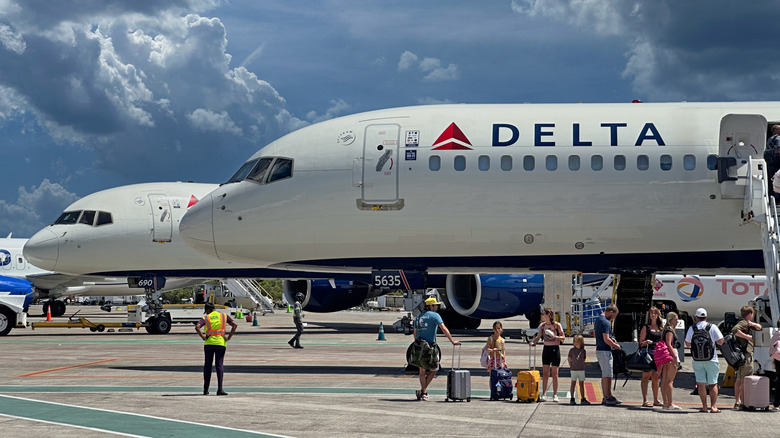 Delta Won’t Use Your Data For AI Ticket Pricing, But Privacy Questions Linger