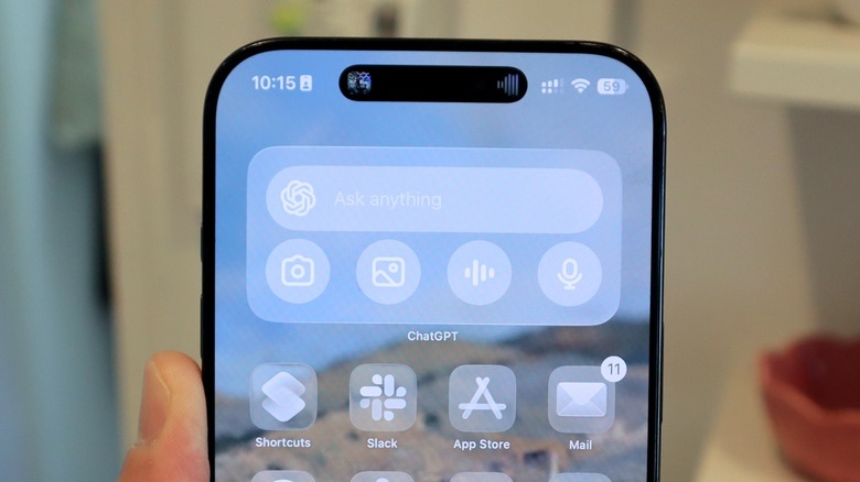 Here’s When OpenAI’s GPT-5 Will Start Powering Apple Intelligence