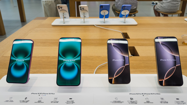 iPhone 17 ‘Likely’ To Be More Expensive Than iPhone 16 In The U.S., Analyst Claims
