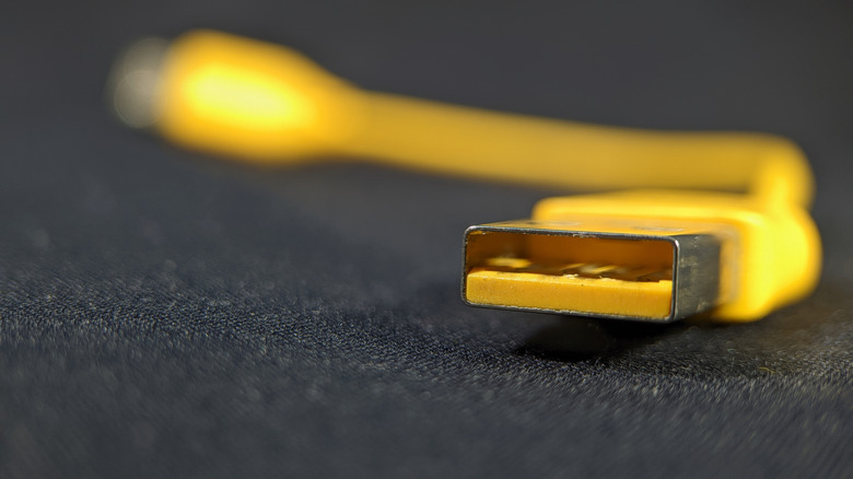 What It Really Means If You See A Yellow-Colored USB Port