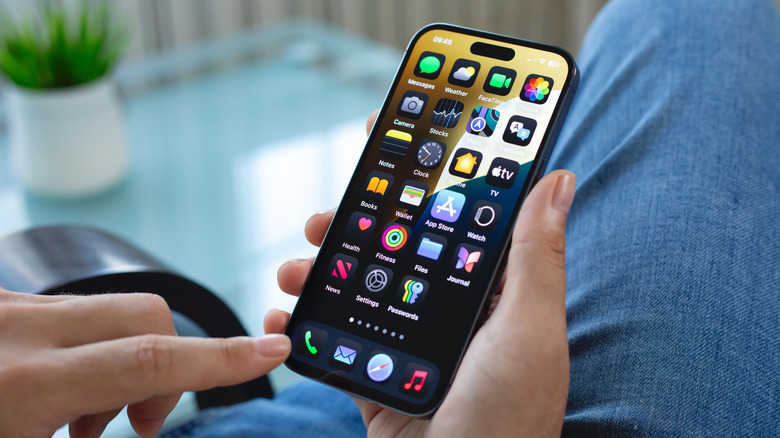 How To Tell If An iPhone Is Carrier-Locked