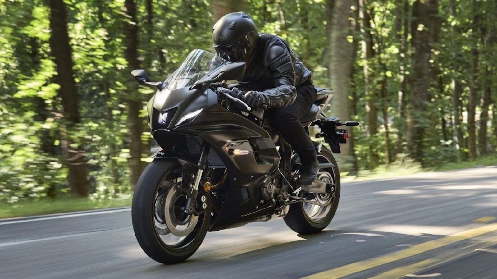 How Fast Is The Motorcycle And Is It Good For Beginners?
