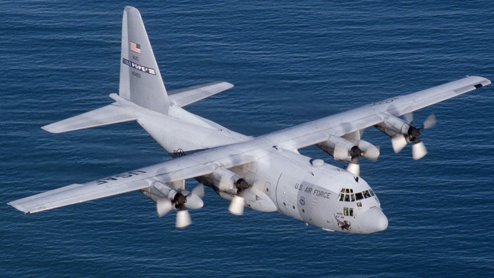 This Is The Largest Plane To Ever Land On An Aircraft Carrier (And What It’s Used For)