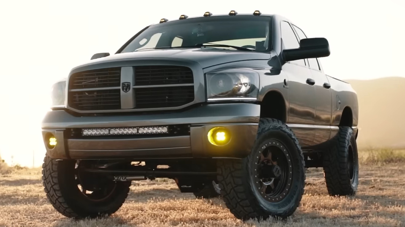 What Made The Cummins B Series Engine Such A Popular Choice For Pickup Trucks?