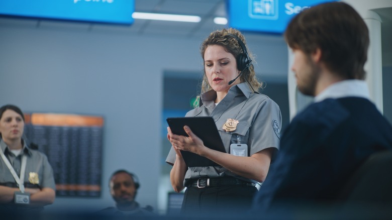 How Does The TSA’s Biometric eGate Actually Work?