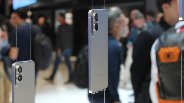 Galaxy S26 Plus Reportedly In The Works As Galaxy S25 Edge Sales Disappoint