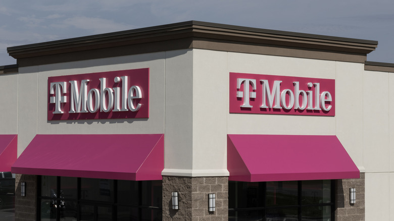 Don’t Fall For This T-Mobile Account Monitoring Scam