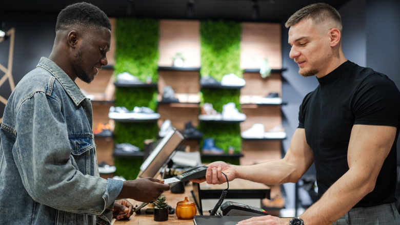 Google’s Latest AI Shopping Update Lets You Try On Shoes Without Leaving Your House
